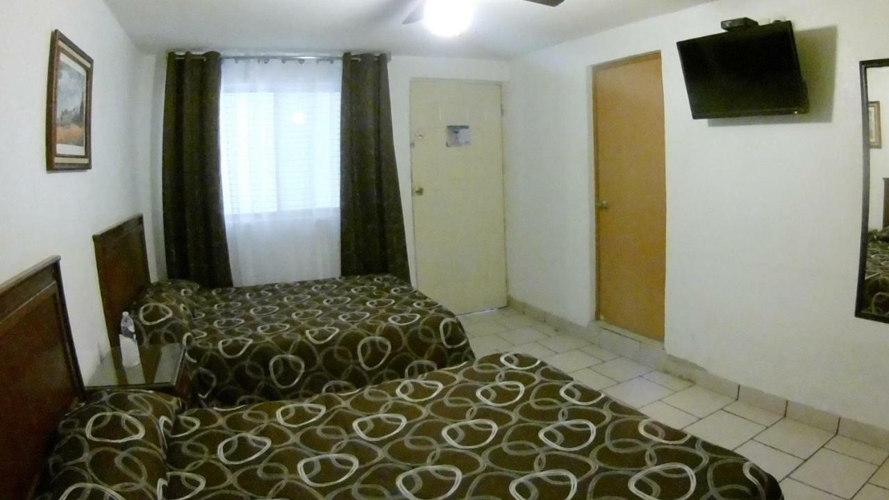 Hotel San Luis サン・ルイス・ポトシ エクステリア 写真